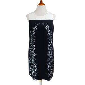 VINCE CAMUTO SHIFT STYLE DRESS SIZE 8
